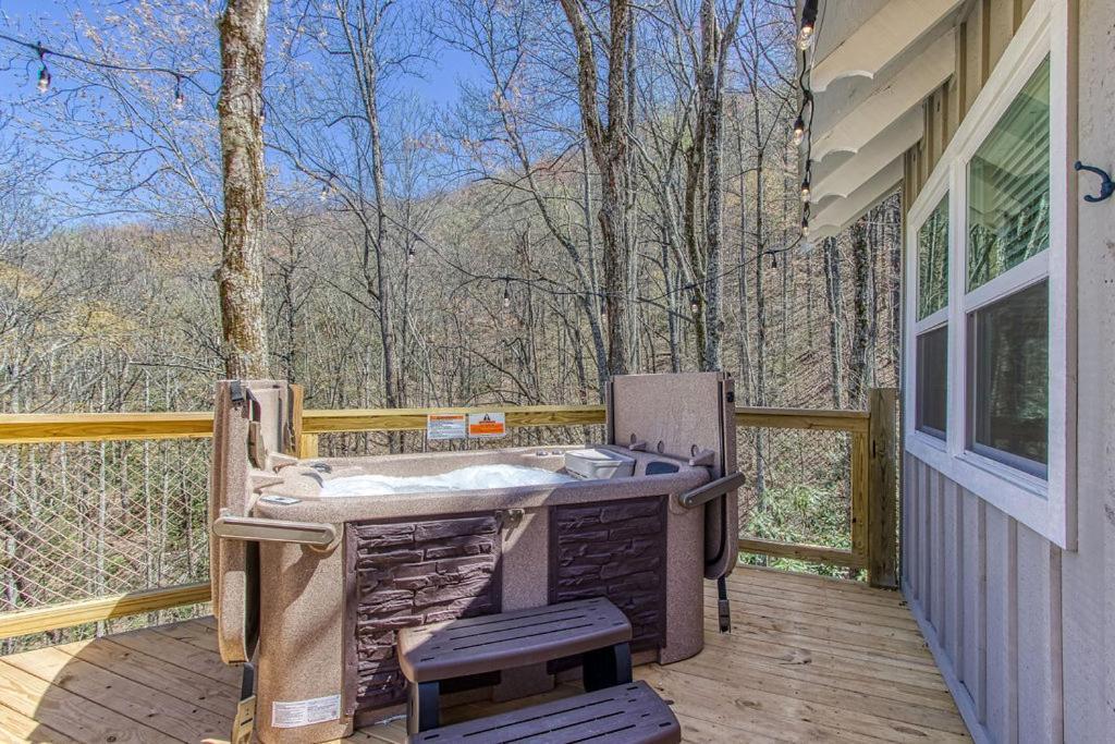 Chasing Fireflies Treehouse, 1089 Of Free Attraction Tickets For Each Paid Day, Dollywood And More! セバービル エクステリア 写真